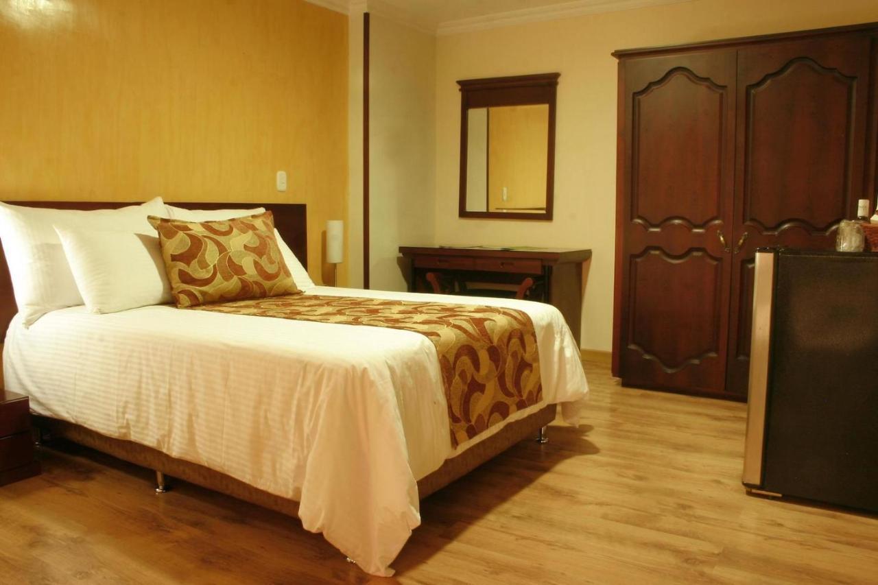 Hotel Luxor Pereira Eksteriør billede