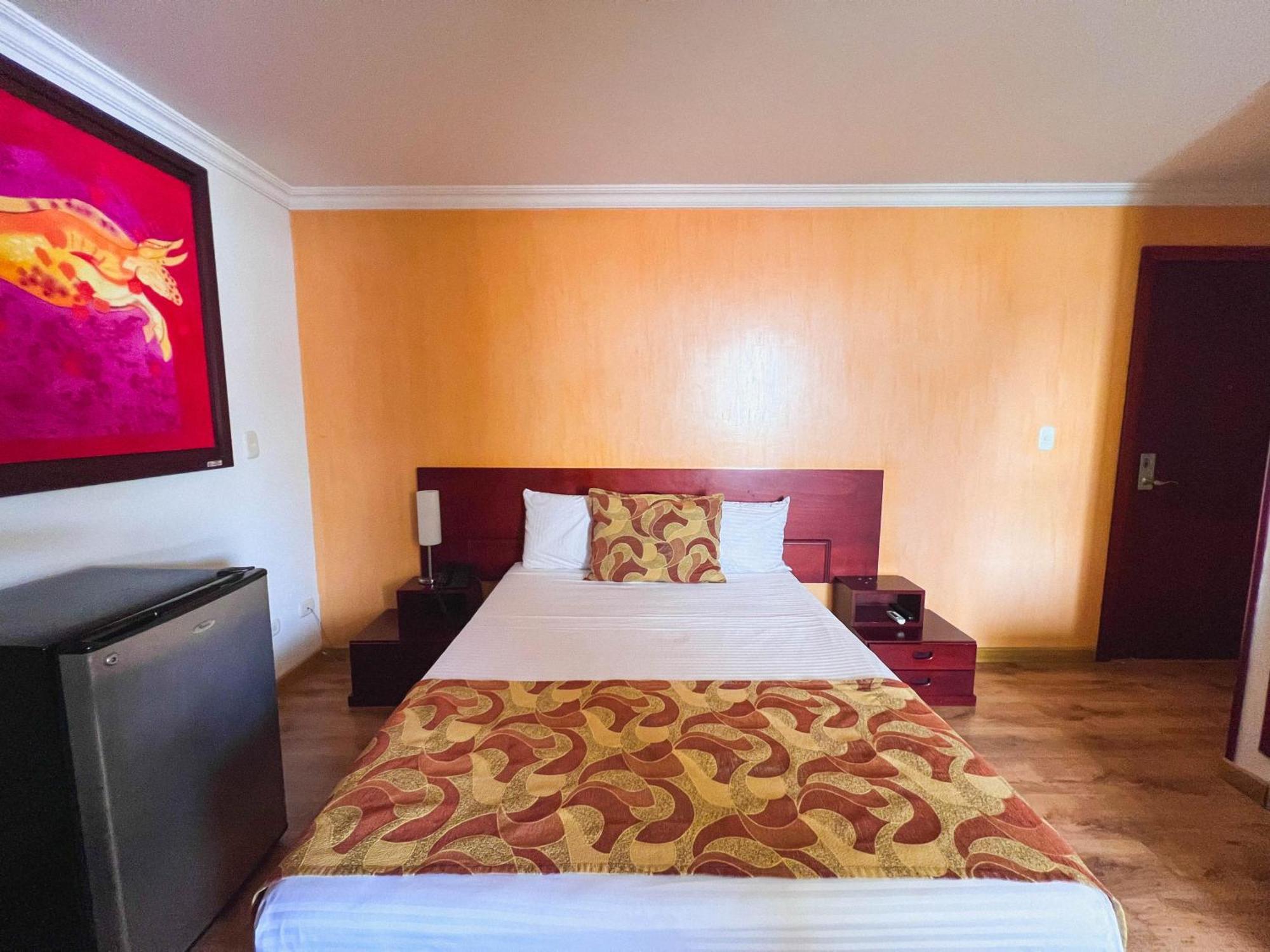 Hotel Luxor Pereira Eksteriør billede
