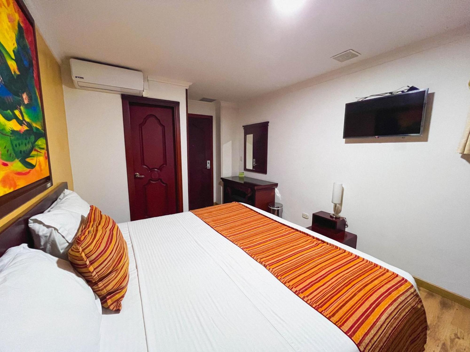 Hotel Luxor Pereira Eksteriør billede